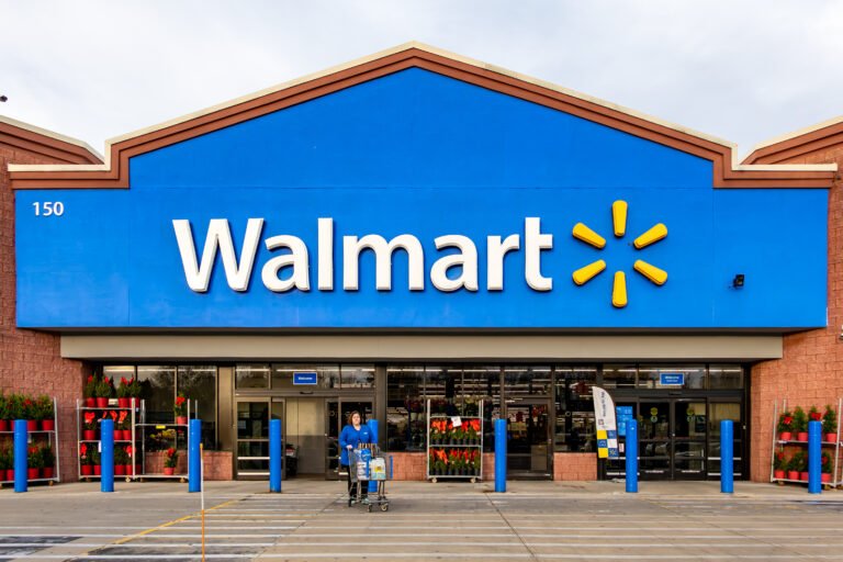 Meilleures cartes de crédit pour faire du shopping chez Walmart (2026)