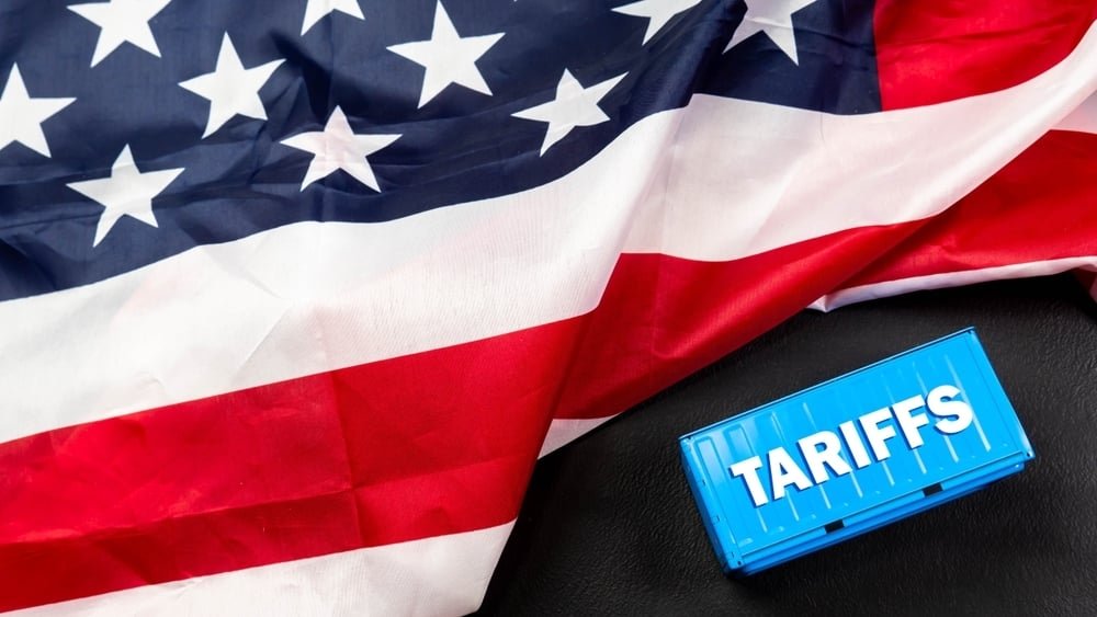 Un éminent économiste prévient que les nouveaux tarifs douaniers de Trump sont « la même politique pourrie » dans un nouvel emballage, même s'ils survivent au tribunal : « Mais ils ne parviendront pas à... »