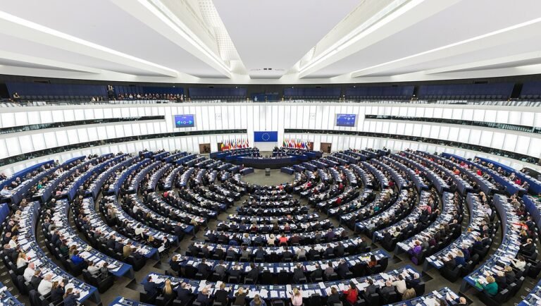 Commission, Conseil, Parlement : qui fait quoi dans l’Union européenne