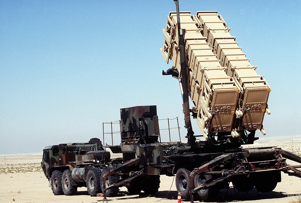 2 militaires américains tués et 1 toujours porté disparu après une attaque de drone et de missile iranien…