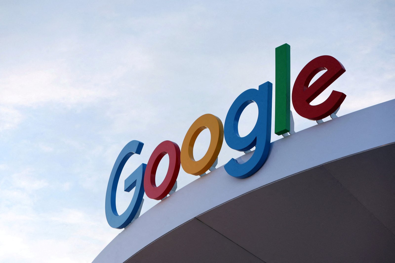 Actions technologiques en direct : lancement des bénéfices des Big Tech avec Google et Tesla