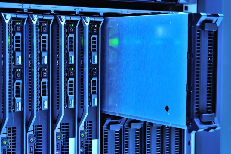 Dell Technologies (DELL) grimpe de 9,3 % grâce à la demande croissante de serveurs IA alimentés par Nvidia