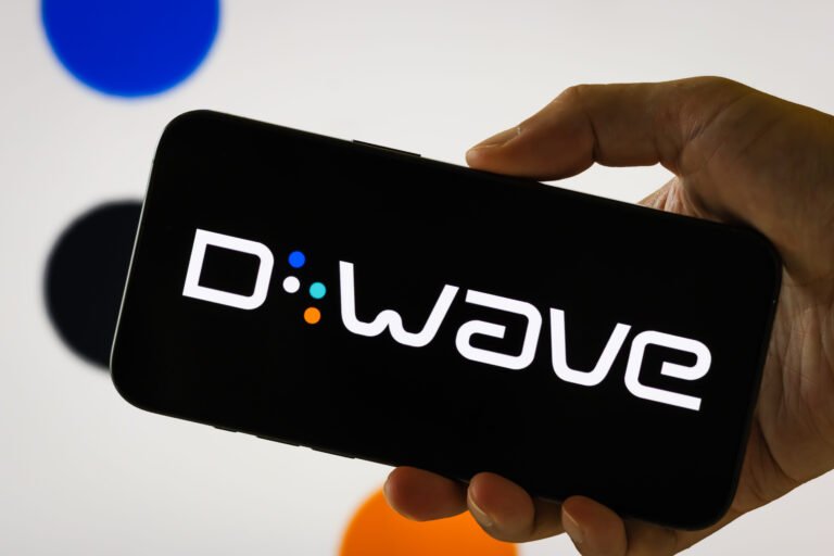 D-Wave mène les actions quantiques à la hausse alors qu'AT&T étend son accord informatique