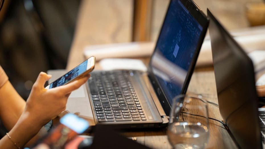 De fausses alertes du gestionnaire de mots de passe pourraient mettre votre coffre-fort en danger