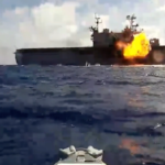 Regarder : Les nouveaux drones suicides de l’US Navy aident à couler un navire d’assaut amphibie désaffecté