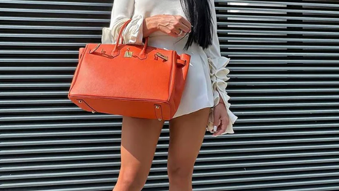 Le fabricant de sacs Birkin a plongé le plus depuis 2010 alors que la demande chinoise douce pèse sur les ventes de cuir