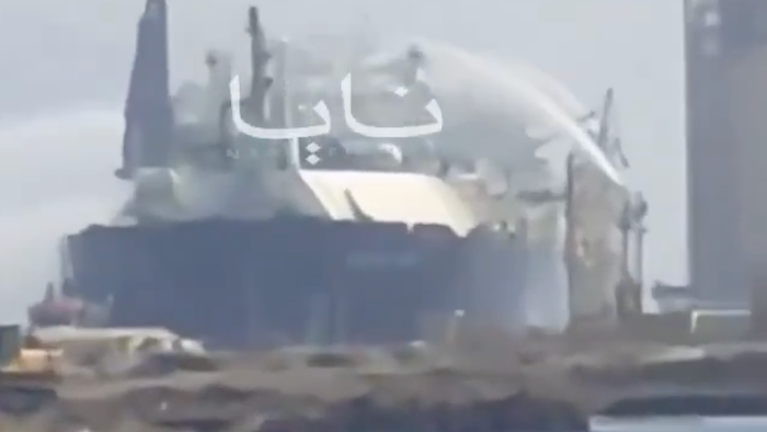 Un navire GNL américain aurait été heurté par un drone Kamikaze dans un port égyptien