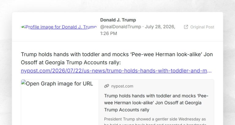 Trump tient la main d'un enfant en bas âge et se moque de Jon Ossoff, le sosie de Pee-wee Herman, sur les comptes Georgia Trump…