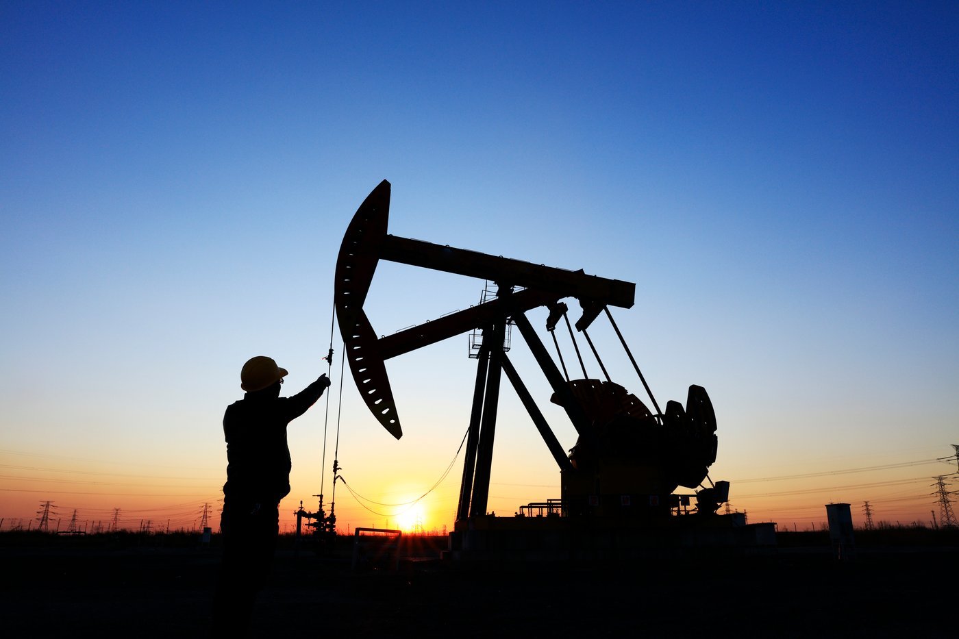 Occidental Petroleum a réduit ses dépenses d’investissement de 8 % pour 2026. Le géant pétrolier devrait-il repenser ses plans alors que les prix du brut augmentent désormais de 30 % ?
