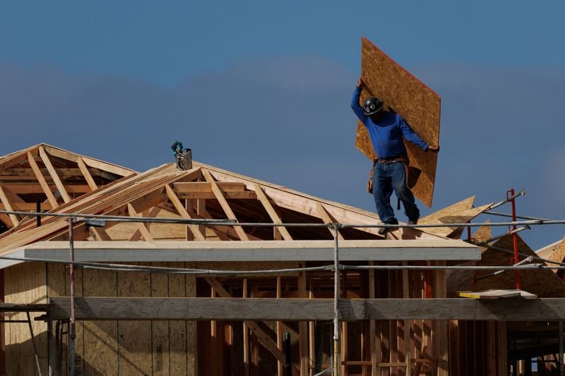 Les hausses de salaires dans le secteur privé font monter les coûts du travail aux États-Unis au deuxième trimestre, tendance sous-jacente bénigne