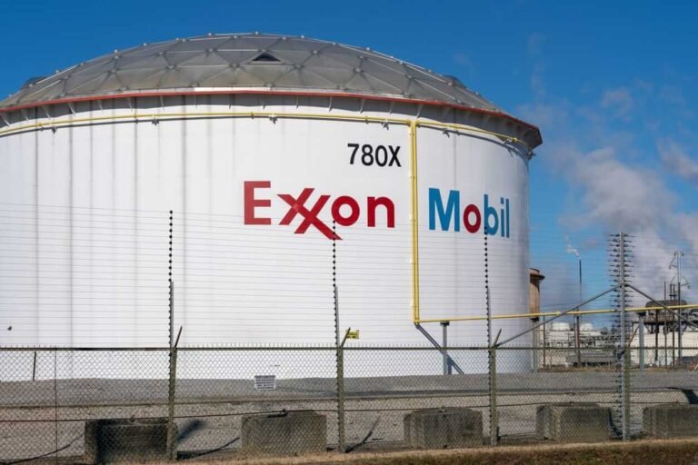 Les analystes de Wall Street prédisent-ils que les actions d’ExxonMobil vont grimper ou baisser ?