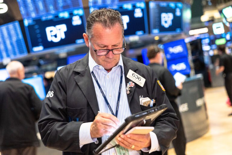 « Les bénéfices doivent être solides » : Wall Street évalue le prochain catalyseur du commerce de l'IA