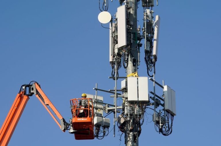 Verizon relève ses prévisions annuelles et signe un accord fibre d'un milliard de dollars avec Google