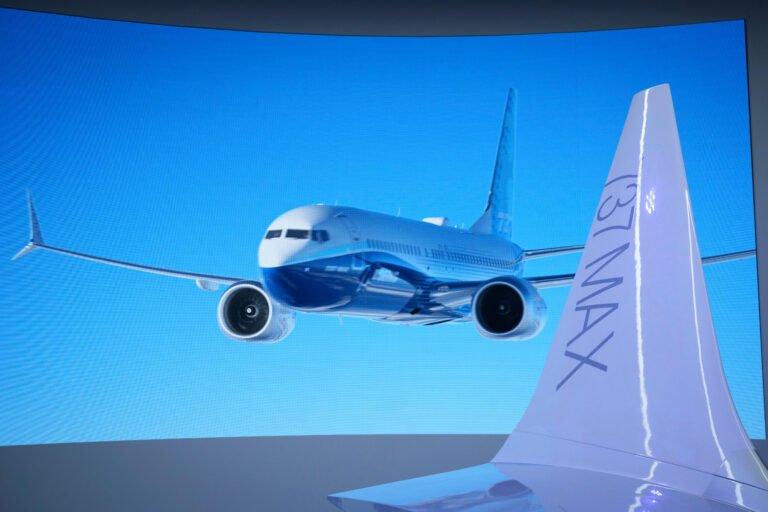 Le chiffre d'affaires de Boeing au deuxième trimestre dépasse les estimations alors que les livraisons d'avions augmentent et que la trésorerie devient positive