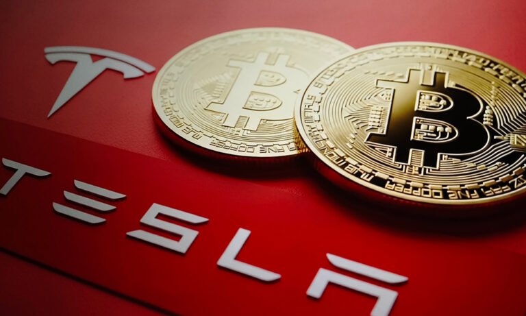 Tesla maintient sa position Bitcoin stable alors que la perte d'actifs numériques atteint 112 millions de dollars