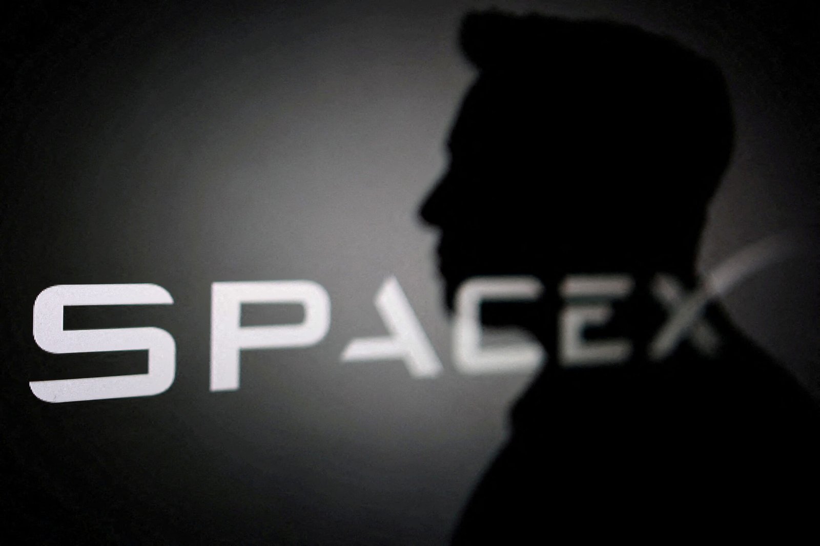 SpaceX et Tesla ont perdu 1,2 billion de dollars en juillet alors qu'Apple maintient les mégacapitalisations à flot : graphique du jour