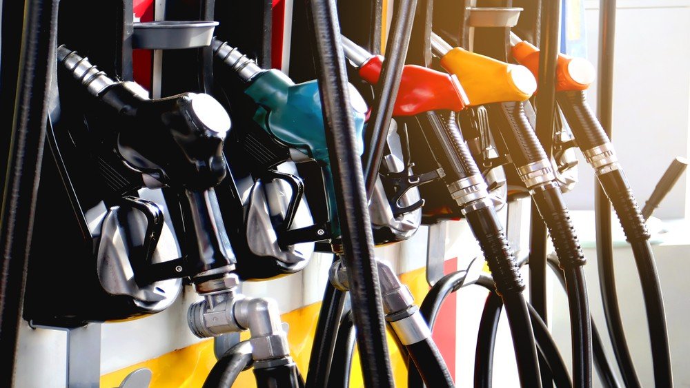 Les prix de l’essence aux États-Unis remontent au-dessus de 4 $ le gallon
