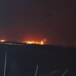 Incendies et explosions secondaires à Abadan, en Iran, ce soir, après une série de frappes américaines HIMARS.