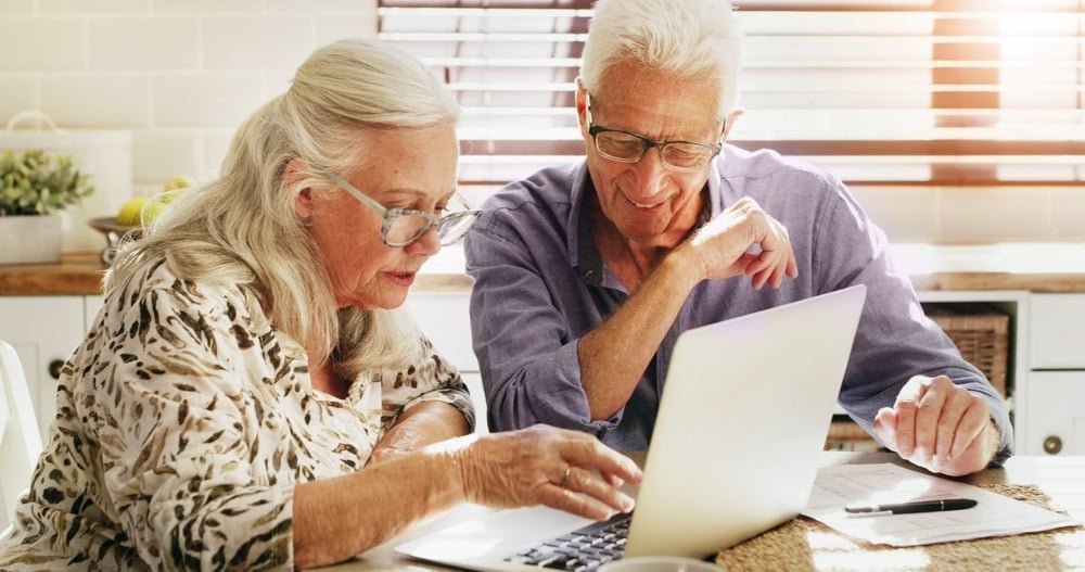 Un homme de 62 ans, prêt à prendre sa retraite l'année prochaine, découvre que sa femme a discrètement transféré 300 000 $ sur un compte auquel elle seule peut accéder