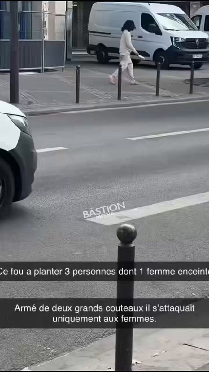 Trois femmes ont été poignardées à Paris et le suspect aurait affirmé qu'Allah lui avait ordonné de…