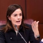 La candidate du Nevada GOP, Carrie Buck, dit qu'elle « vient prendre sa retraite Dina Titus »
