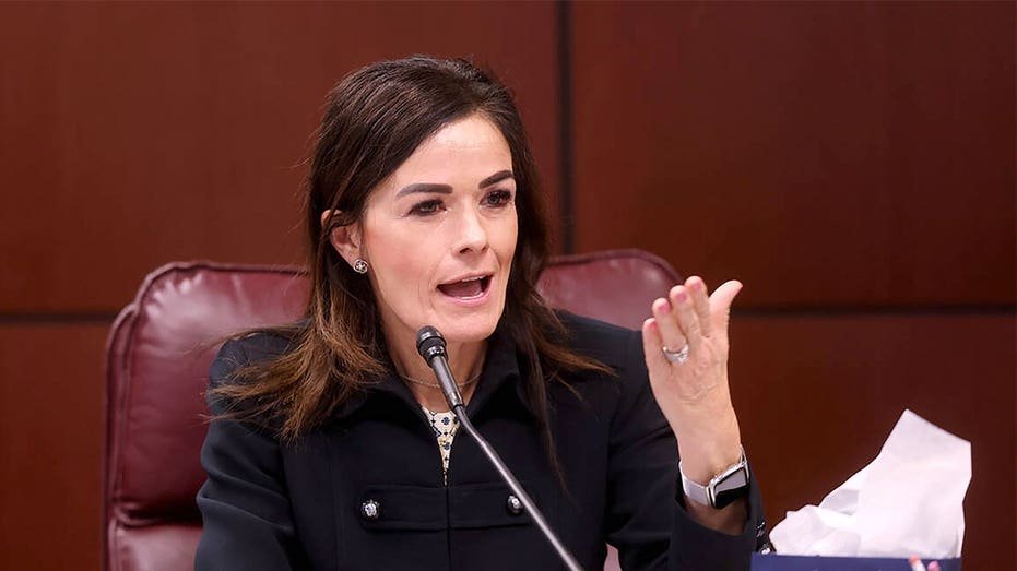 La candidate du Nevada GOP, Carrie Buck, dit qu'elle « vient prendre sa retraite Dina Titus »