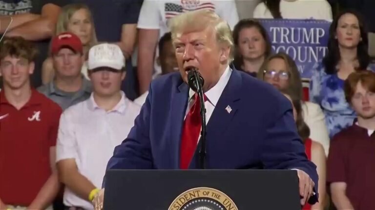 Le président Trump rend hommage à la famille du héros américain déchu, le premier lieutenant Tyler Feehan…