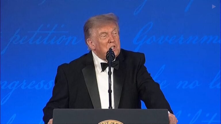 MAINTENANT - Trump dit qu'Ilhan Omar devrait "se foutre de notre pays, elle ne devrait pas être ici",…