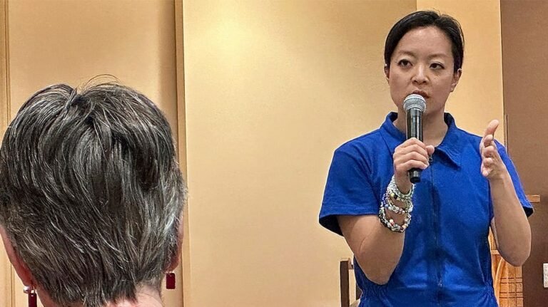 Un membre du DSA mène la primaire démocrate sur le champ de bataille du Midwest – mais est probablement à la traîne du candidat du GOP : sondage