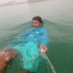 Un migrant marocain a filmé sa nage vers l'enclave espagnole de Ceuta.