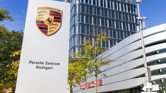 Porsche va supprimer plus d'un tiers des emplois allemands alors que la crise automobile s'aggrave