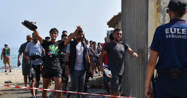 Les dirigeants européens appellent à retirer l’Espagne de la zone d’ouverture des frontières après l’invasion marocaine