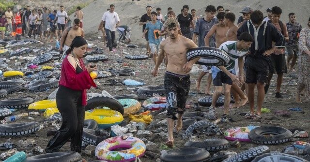 Crise de Ceuta : les migrants utilisent les réseaux sociaux pour faciliter l'entrée illégale dans l'enclave assiégée