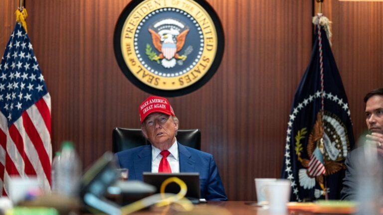 Trump dit qu'il est sur le point de décider d'une "attaque massive" contre l'Iran plus grande que…
