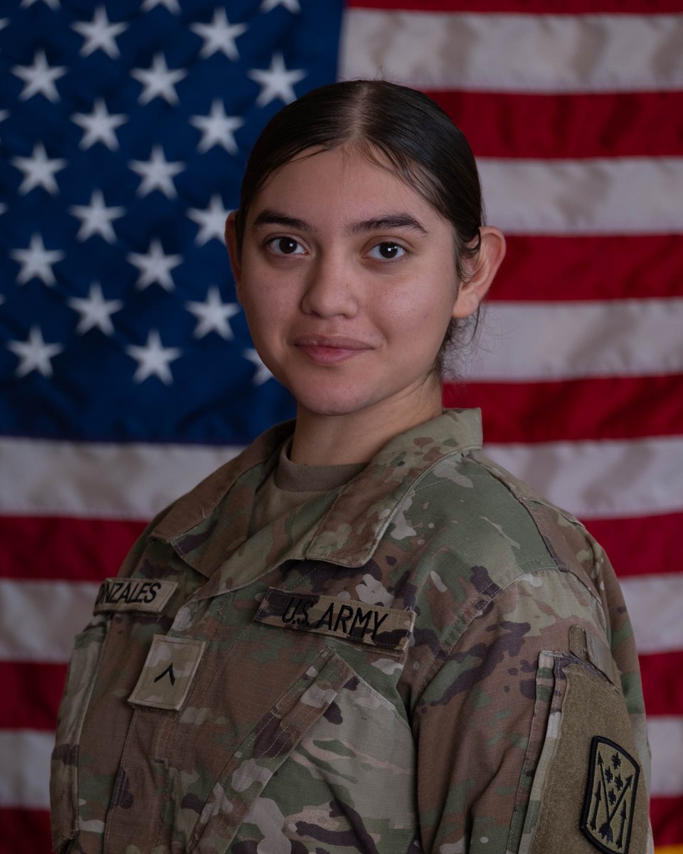 Le Pentagone a publié une photo de Pvt. Isabella Gonzales, une soldate américaine de 19 ans originaire de…