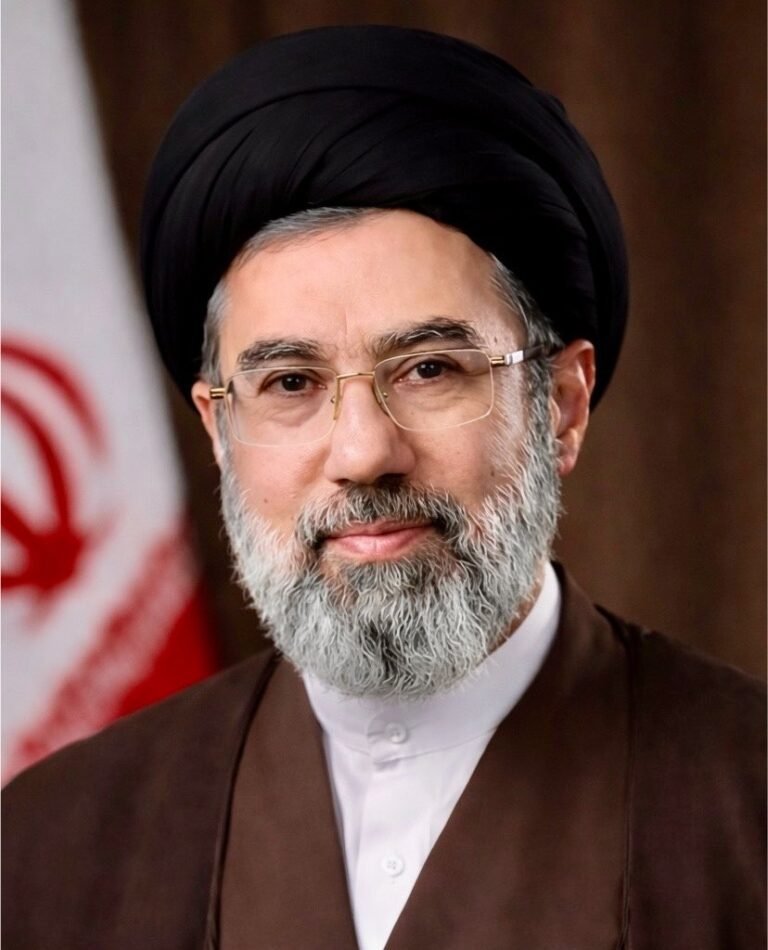 🇺🇸🇮🇷 Les renseignements américains découvrent que le nouveau guide suprême iranien, Mojtaba Khamene, est…