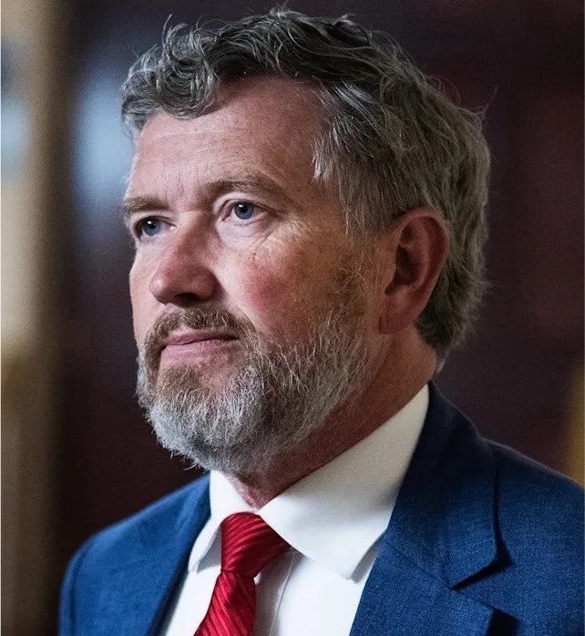 🇺🇸 Le représentant Thomas Massie affirme que le président Trump est devenu un « néoconservateur ».