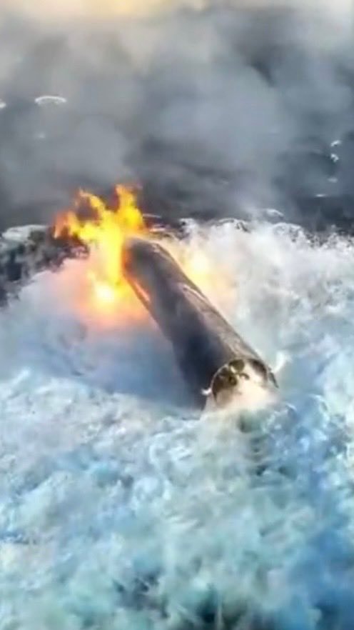 Le vaisseau spatial de SpaceX réalise avec succès son amerrissage le plus doux jamais réalisé dans l'océan…