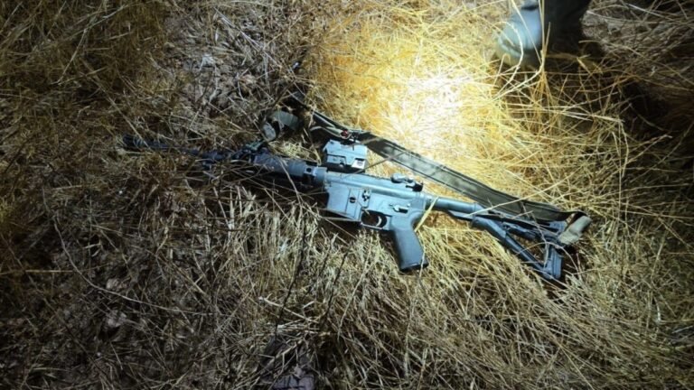 Tsahal a récupéré une arme arrachée à un soldat en congé lors d'un affrontement dans le sud de la…