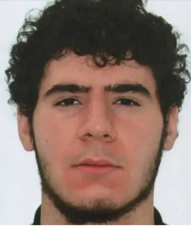 La police recherche Abdul Ballout, 21 ans, suspect de l'attentat terroriste de la nuit dernière à Berlin.
