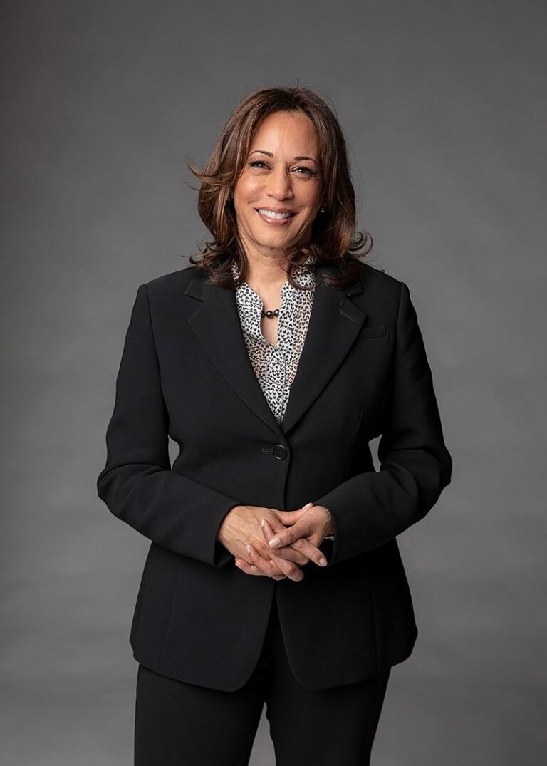 Andrew Yang révèle qu'il a entendu dire que Kamala Harris se préparait à se présenter à nouveau à la…