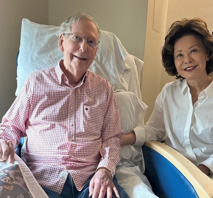 Le sénateur républicain Mitch McConnell est sorti de l'hôpital mais n'est pas autorisé à quitter…