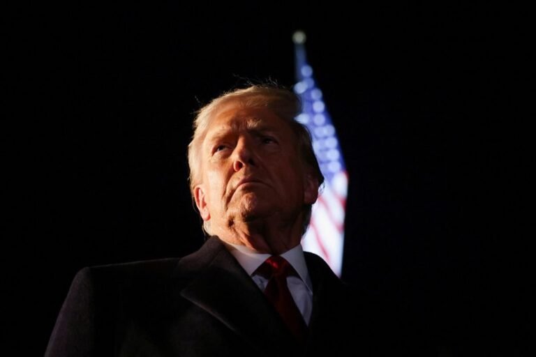 Washington est en « pourparlers très approfondis avec l'Iran », mais si la diplomatie échoue, les…