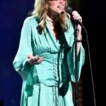 La chanteuse Carly Simon a révélé qu'elle avait reçu un diagnostic de maladie de Parkinson.