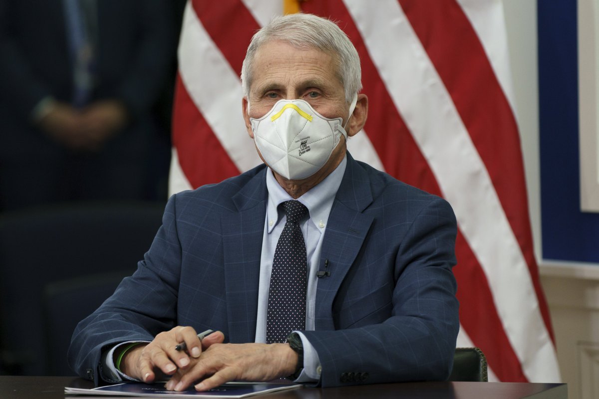 Dans le journal privé de Fauci. Les Américains vivaient des restrictions, de la peur et de la perte.