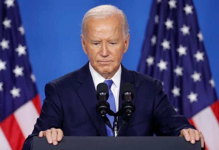 "Joe Biden ne voulait pas que ces cassettes sortent." Les conversations enregistrées de l'ancien président…