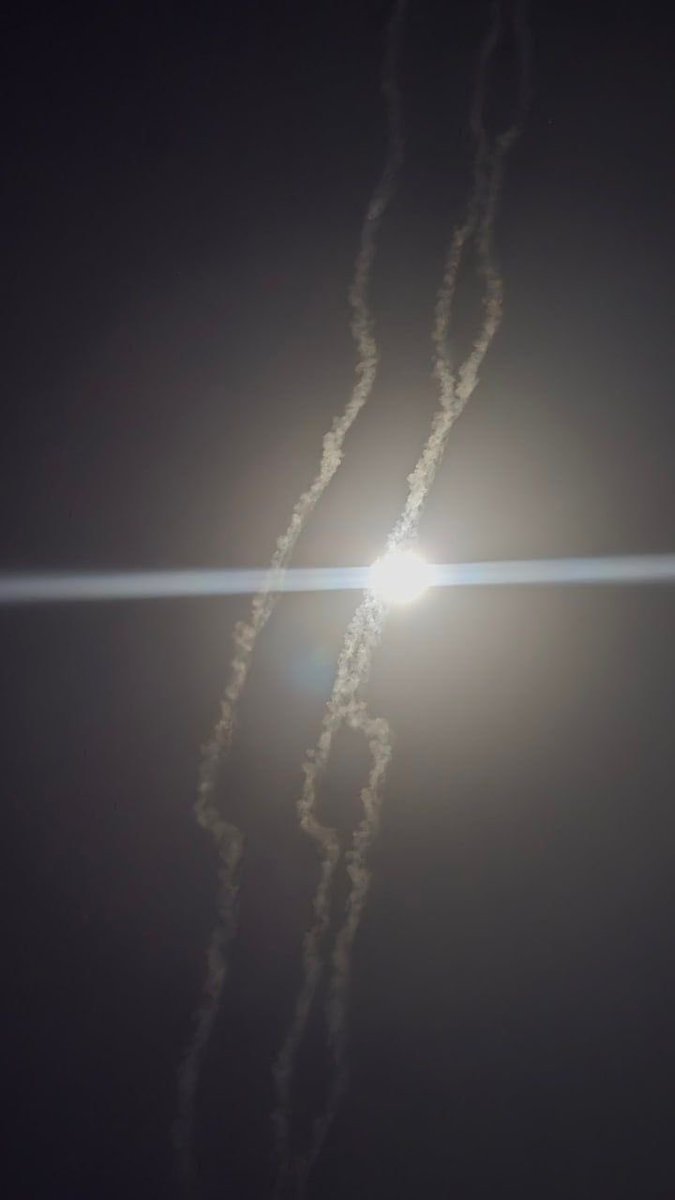 Axios rapporte que l'Iran vient de tirer plusieurs missiles balistiques sur une base militaire américaine…
