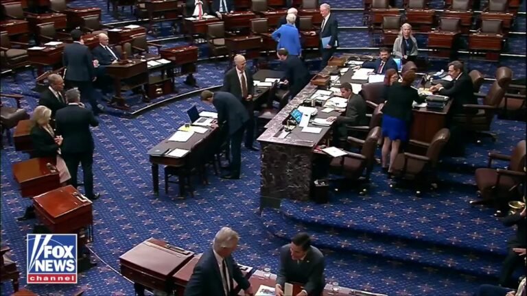 Le Sénat a confirmé Jay Clayton pour remplacer Tulsi Gabbard au poste de directeur du renseignement…