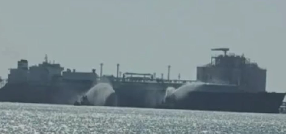 Une installation de stockage de gaz naturel liquéfié dans le port égyptien de Damiette a été touchée cet…