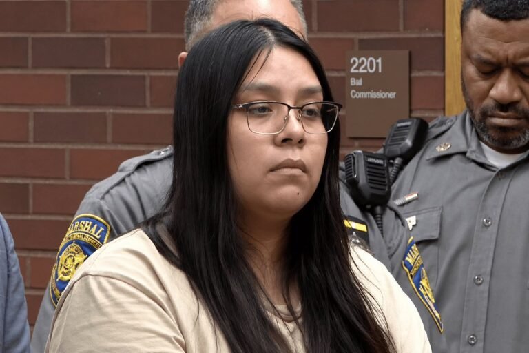 🇺🇸🇲🇽 Un immigrant illégal du Mexique a tué un flic du Connecticut en congé et sa petite amie dans une…